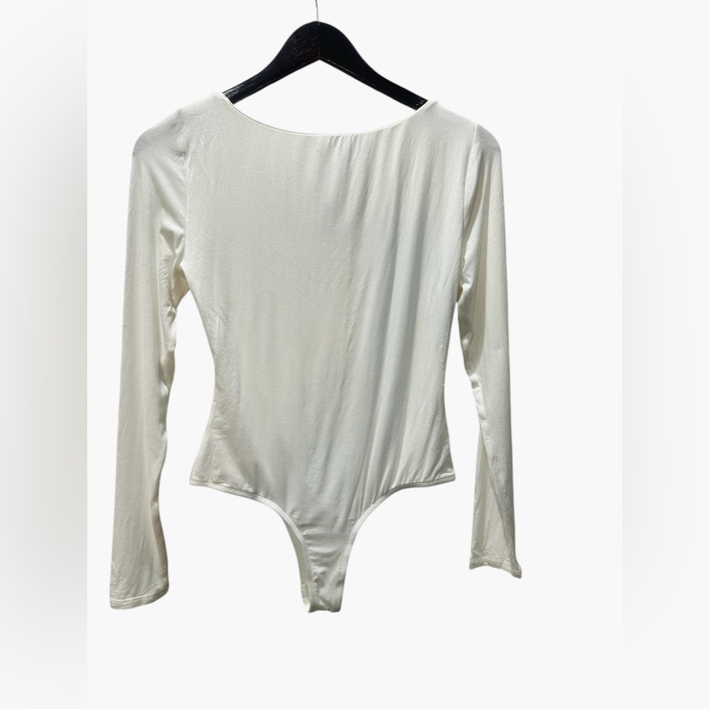 Lulus Easily Loved Ivory White Long Sleeve Bodysuit NEW NWT MEDIUM - Picture 5 of 5